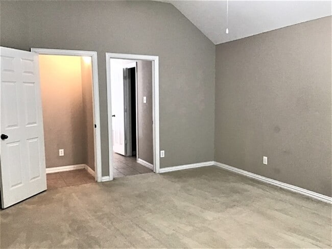 property at 20015 Leithcrest Way