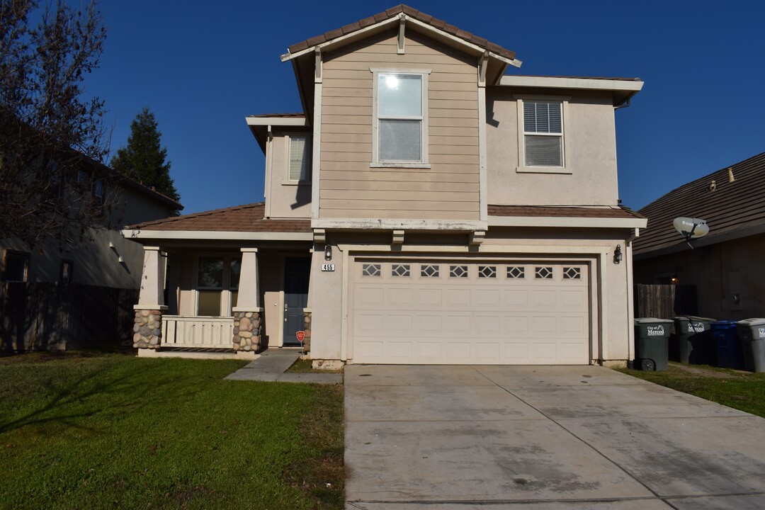 455 Beckman Way in Merced, CA - Building Photo