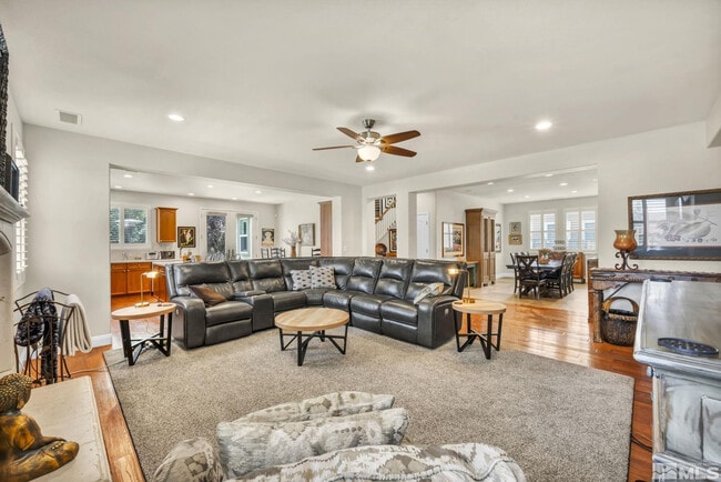 2199 Angel Ridge Drive in Reno, NV - Building Photo - Building Photo