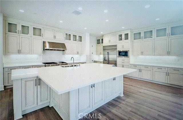 17302 Eucalyptus Ln in Huntington Beach, CA - Building Photo - Building Photo