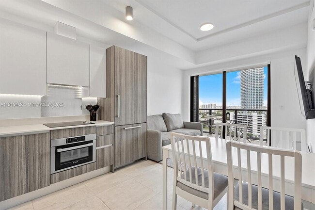 property at 239 SW 9th St