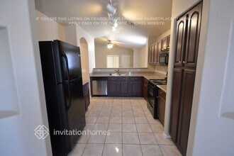 2046 N 90th Ln in Phoenix, AZ - Building Photo - Building Photo