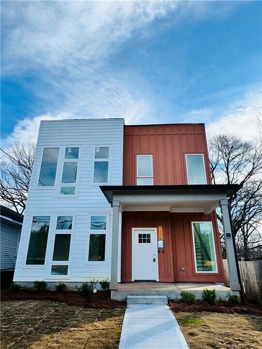 1528 Murphy Ave SW in Atlanta, GA - Building Photo