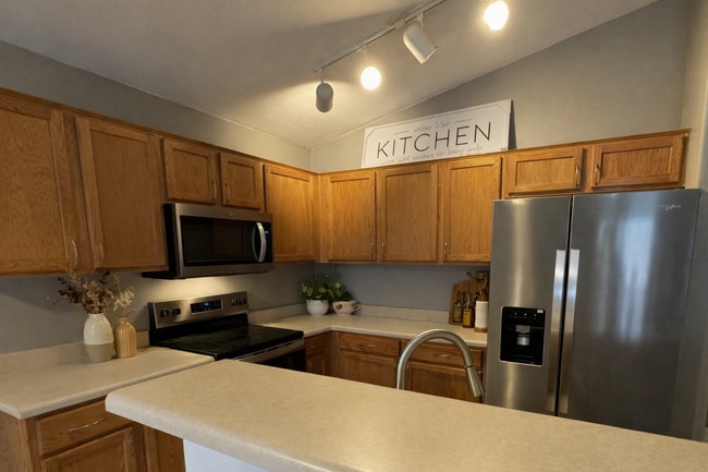 3046 W Grenadine Rd in Phoenix, AZ - Foto de edificio - Building Photo