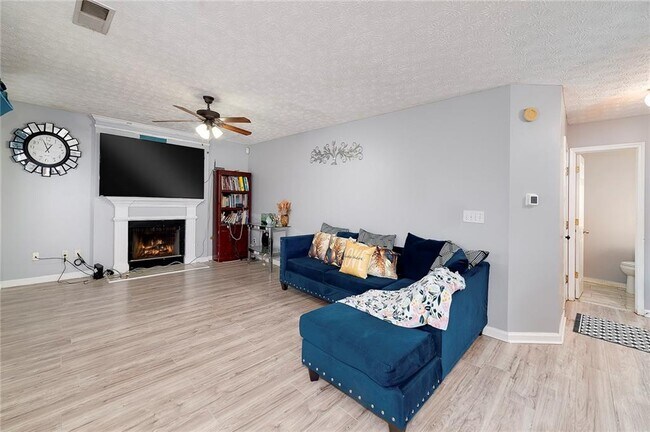 6675 Princeton Park Ct in Lithonia, GA - Building Photo - Building Photo