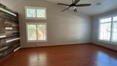 2556 Cloverdale Ct in Palmdale, CA - Building Photo - Building Photo