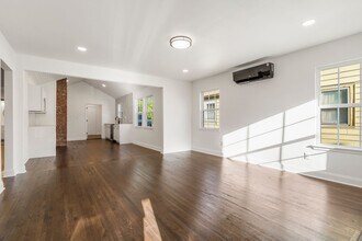 1166 N Boston Pl in Tulsa, OK - Building Photo - Building Photo