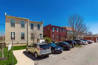 New Village Homes & Whitney Young Townhomes in Columbus, OH - Building Photo - Building Photo