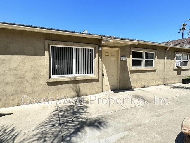 property at 1572 Reed Ave