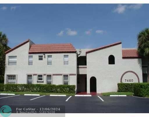 7460 Woodmont Terrace in Tamarac, FL - Foto de edificio - Building Photo