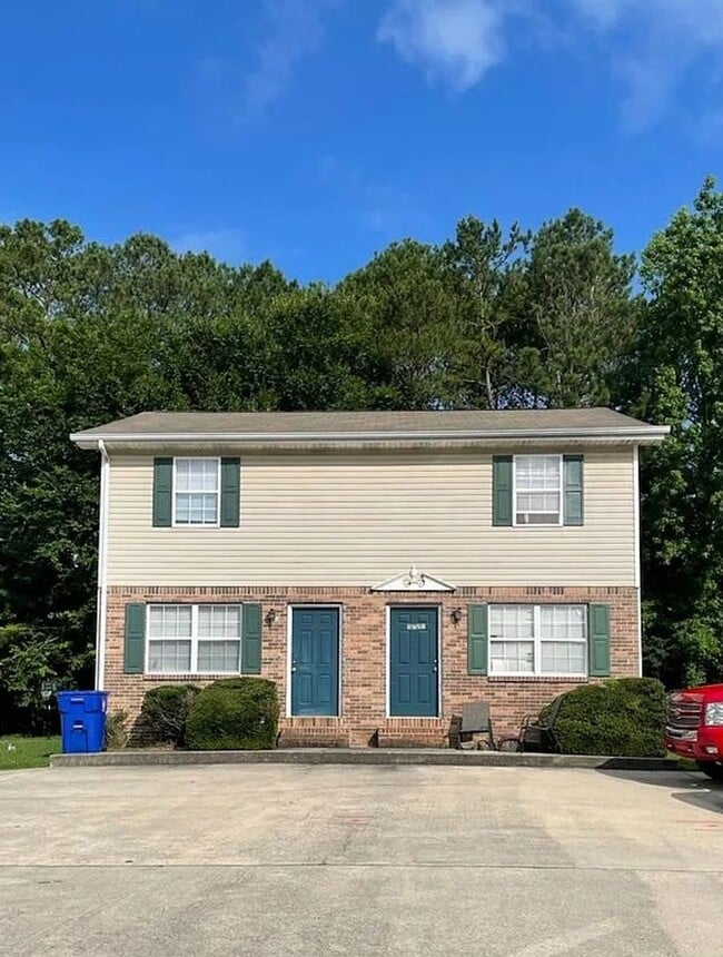 5719-5721 Mouse Creek Rd NW