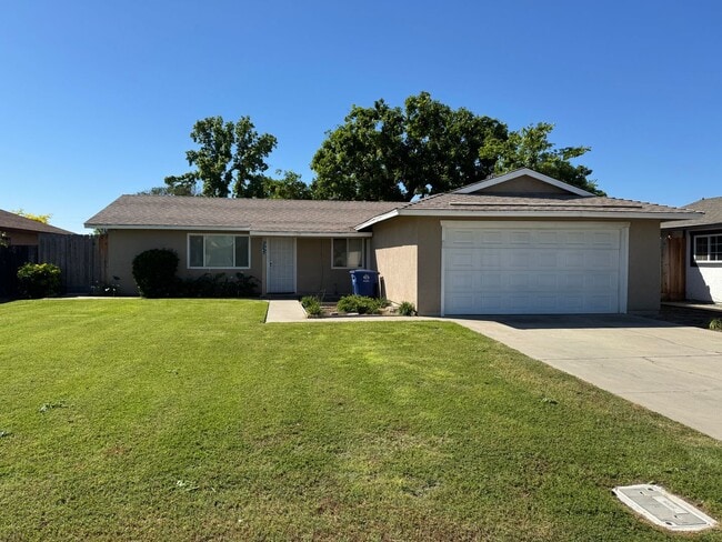 property at 566 Meadow Ln