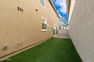 12318 W Cactus Blossom Trl in Peoria, AZ - Building Photo - Building Photo