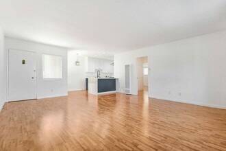 1449 Princeton St in Santa Monica, CA - Foto de edificio - Building Photo