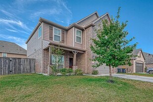 2561 Magnolia Fair Way in Spring, TX - Building Photo