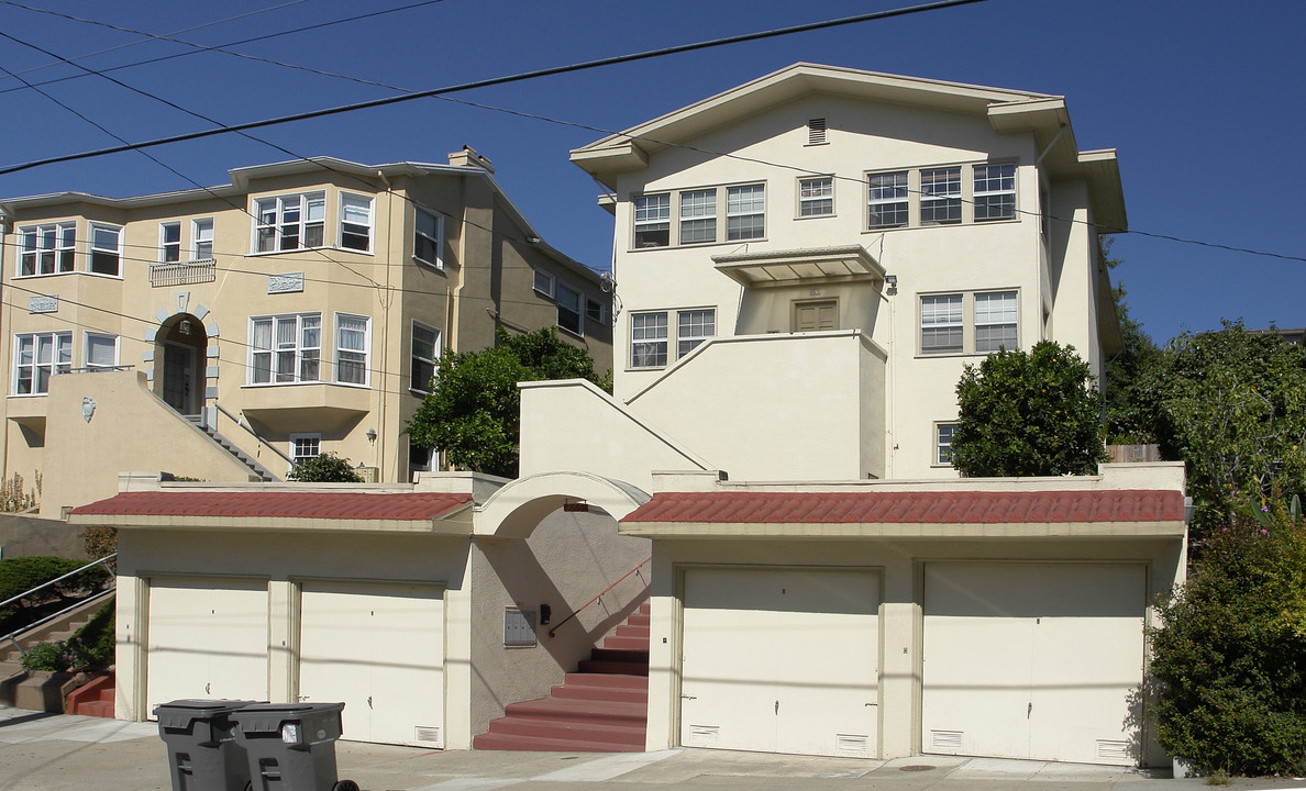 865 York St in Oakland, CA - Foto de edificio