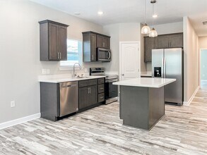 5180 Burlington Ave in Pensacola, FL - Building Photo - Building Photo