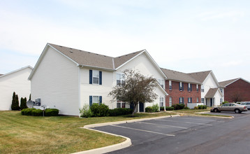 Hawthorne Lakes in Columbus, OH - Foto de edificio - Building Photo