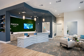 Mason Stuart in Stuart, FL - Foto de edificio - Interior Photo