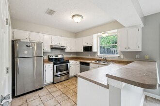 377 Huntington Ridge Dr, Unit 35 in Nashville, TN - Building Photo - Building Photo