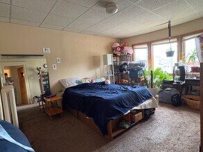325 Main St, Unit 2 in Medford, MA - Foto de edificio - Building Photo