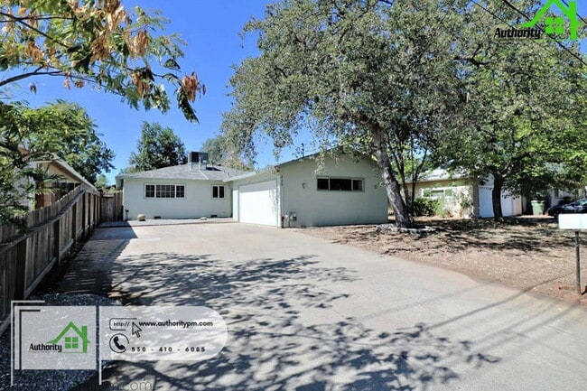 property at 2176 Oxford Rd