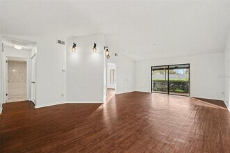 18302 Aintree Ct in Tampa, FL - Building Photo - Building Photo