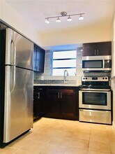 521 NE 62nd St in Miami, FL - Building Photo - Building Photo