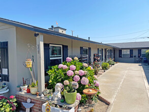 118-120 N B St in Lompoc, CA - Building Photo - Building Photo