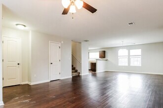 10216 Cottage Farms Dr in Memphis, TN - Building Photo - Building Photo