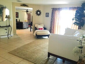 3298 Turtle Cove in West Palm Beach, FL - Building Photo - Building Photo