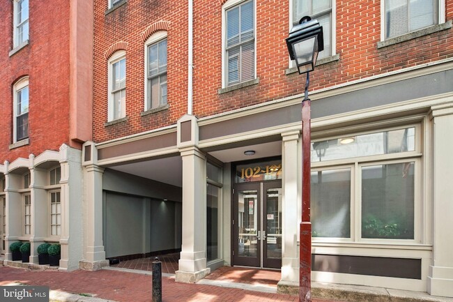 102-22 Church St, Unit 406 in Philadelphia, PA - Building Photo - Building Photo