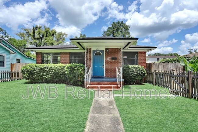 property at 2739 Myra St