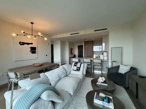 188 Brookline Ave, Unit 23B in Boston, MA - Building Photo - Building Photo