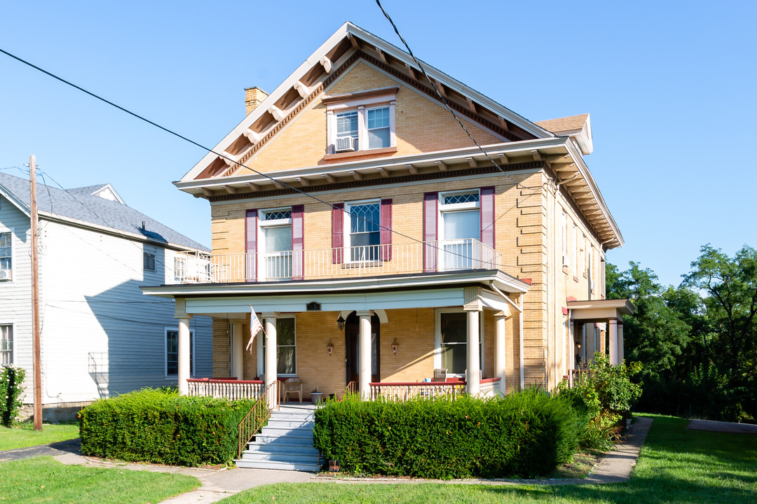 2636 Harrison Ave in Cincinnati, OH - Foto de edificio