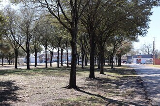 131 N Maplewood St in Houston, TX - Building Photo - Building Photo