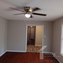 218 Singing Woods Ln in Spartanburg, SC - Building Photo - Building Photo