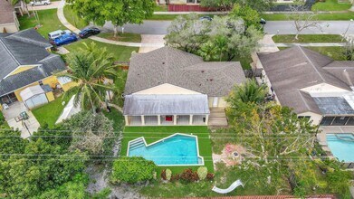5340 SW 115th Ave in Cooper City, FL - Building Photo - Building Photo