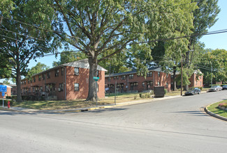 Cayce Place in Nashville, TN - Building Photo - Building Photo