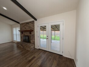 925 Boone Dr in Sherman, TX - Building Photo - Building Photo