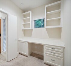 11605 Main Birch Dr in Houston, TX - Building Photo - Building Photo