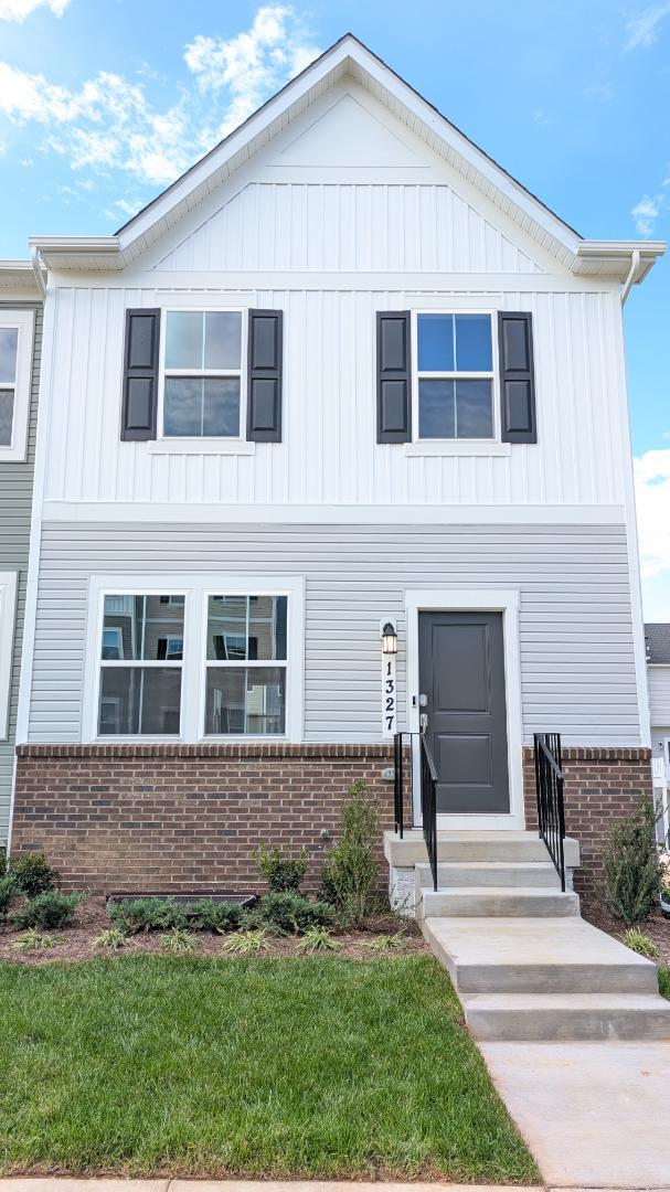 1327 Cedar Vly Rd