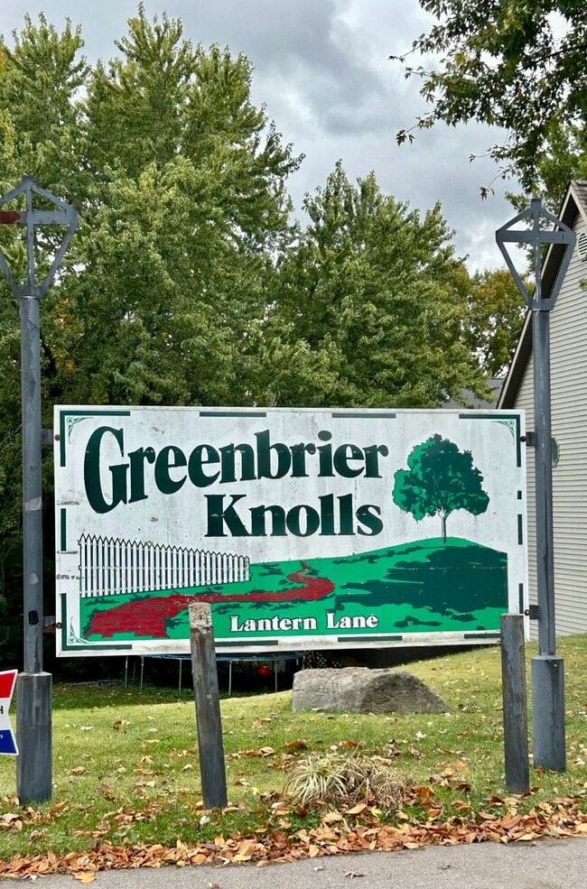 614 Militia Ct in Ellettsville, IN - Building Photo - Building Photo