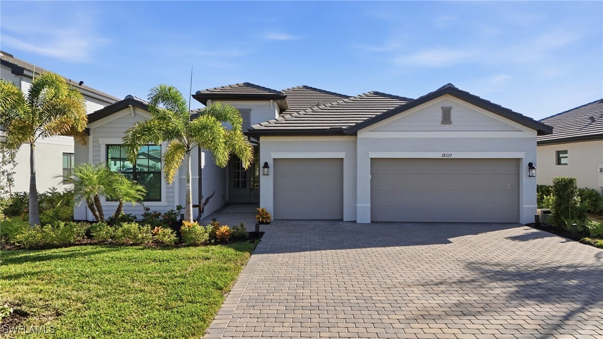18727 Ivywood Pl in Estero, FL - Foto de edificio