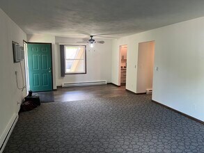 1557 Harlem Rd, Unit 1557 in Machesney Park, IL - Building Photo - Building Photo