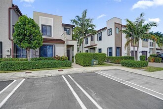 391 NE 208th Terrace in Miami, FL - Building Photo - Building Photo