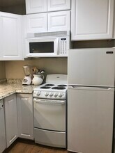 1100 Laclair St, Unit 2R in Pittsburgh, PA - Building Photo - Building Photo
