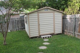 2318 Sycamore Trail in Round Rock, TX - Building Photo - Building Photo