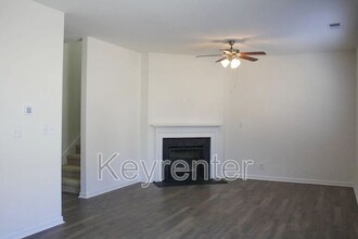 207 Ibis Loop in Oak Ridge, TN - Building Photo - Building Photo