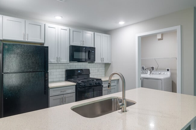 Commerce Park Apartments